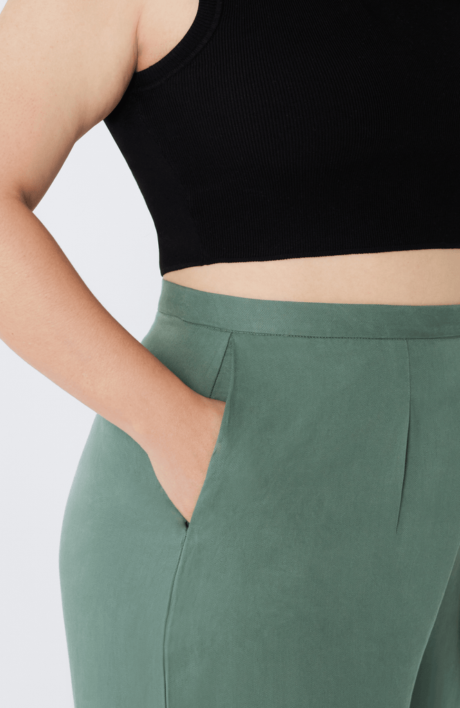 Each Wide Leg Pant features two deep, inseam pockets that comfortably fit your full hand, a smartphone or a small wallet.